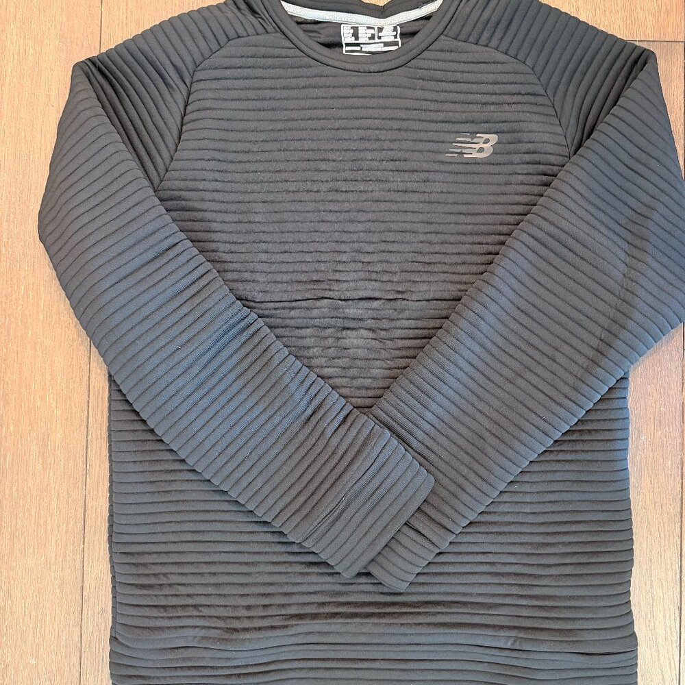 Men's New Balance Black Crewneck Pullover - Size Medium